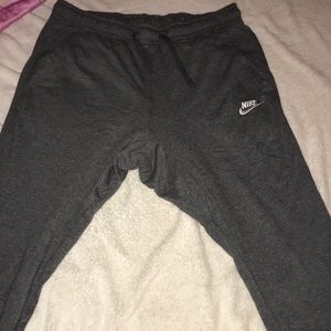Grey Nike joggers Medium 👌🏼condition